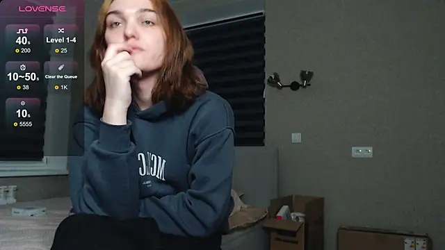 EmiliaRhodes online show from 10/18/25, 08:33