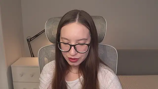 WhyEmmyCry online show from 05/15/26, 05:27