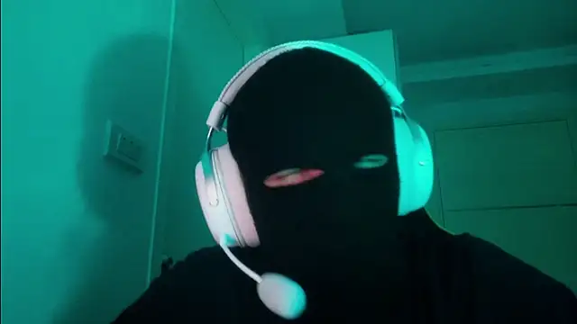 scolor online show from 11/02/25, 01:49