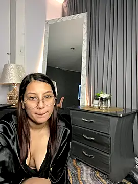 Snapshot of Sammy_Sweet01 chatting on 10/27/25, 12:06 Sammy Sweet01 online show from 10/27/25, 12:06