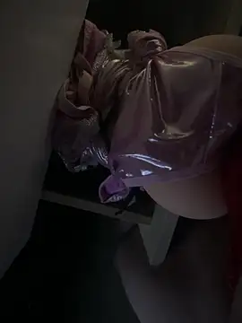 Pantylover69591 online show from 11/27/25, 12:38