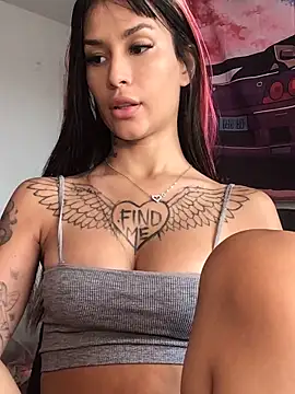 Mia Miaww online show from 10/18/25, 07:16