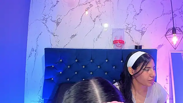 Dakotaa Johnson online show from 03/19/26, 09:48