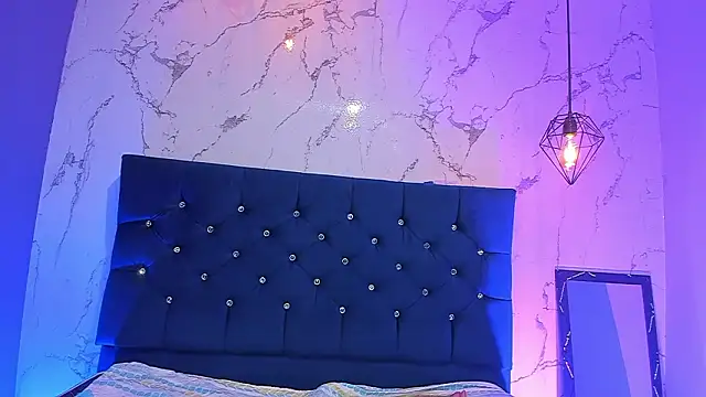 Dakotaa Johnson online show from 02/24/26, 07:53