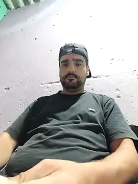 Snapshot of gusto14cm chatting on 02/28/26, 03:22 gusto14cm online show from 02/28/26, 03:22