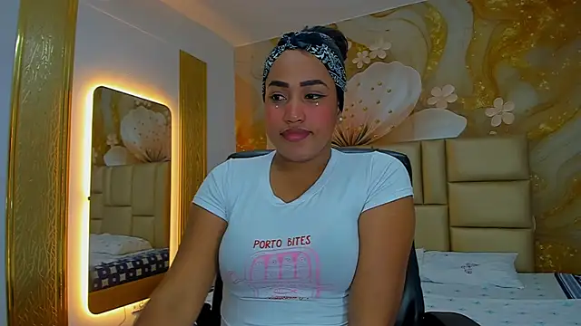 Snapshot of NahomiWalker_ chatting on 01/06/26, 08:24 NahomiWalker online show from 01/06/26, 08:24