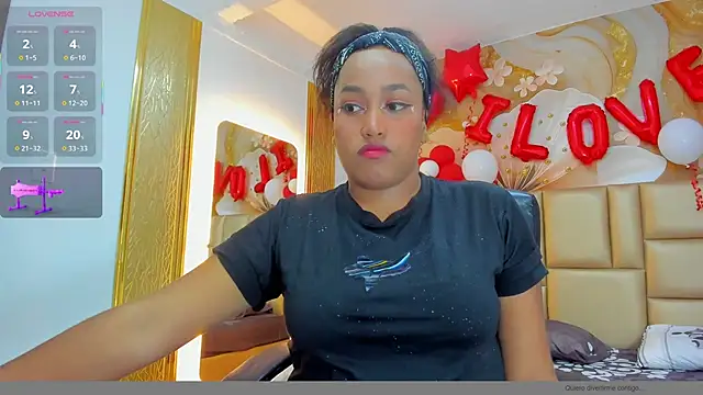 Snapshot of NahomiWalker_ chatting on 02/15/26, 07:57 NahomiWalker online show from 02/15/26, 07:57