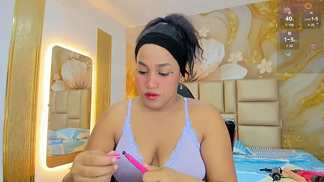 Snapshot of NahomiWalker_ chatting on 03/12/26, 08:13 NahomiWalker online show from 03/12/26, 08:13