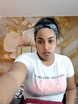 Snapshot of NahomiWalker_ chatting on 04/07/26, 07:04 NahomiWalker online show from 04/07/26, 07:04