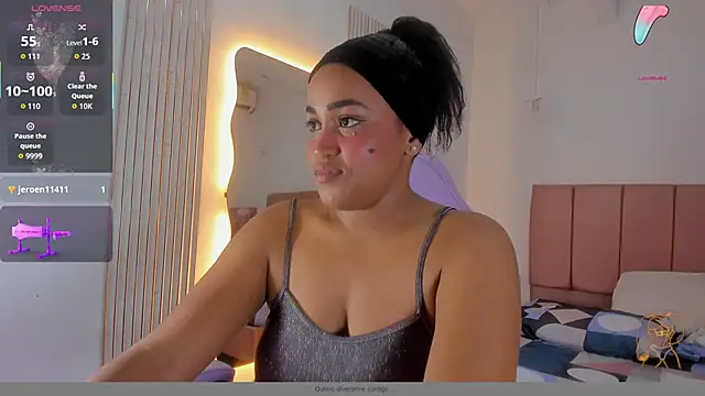 Snapshot of NahomiWalker_ chatting on 01/08/26, 08:04 NahomiWalker online show from 01/08/26, 08:04