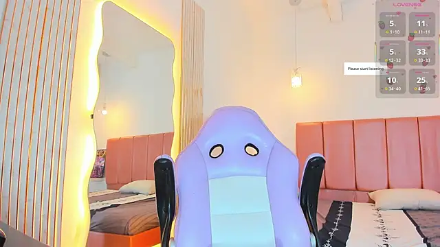 Snapshot of NahomiWalker_ chatting on 04/10/26, 07:43 NahomiWalker online show from 04/10/26, 07:43