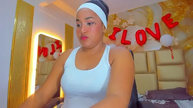 Snapshot of NahomiWalker_ chatting on 02/17/26, 07:33 NahomiWalker online show from 02/17/26, 07:33