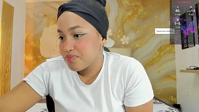 Snapshot of NahomiWalker_ chatting on 04/14/26, 07:08 NahomiWalker online show from 04/14/26, 07:08