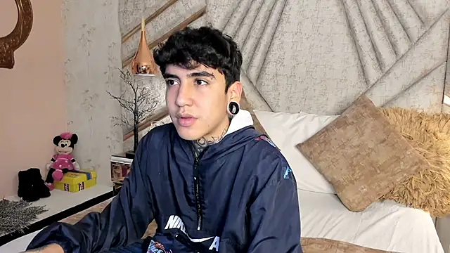 SantiOlsen online show from 11/14/25, 12:20