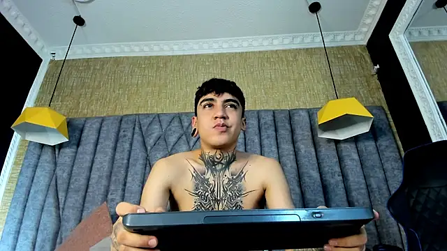 SantiOlsen online show from 10/21/25, 11:42