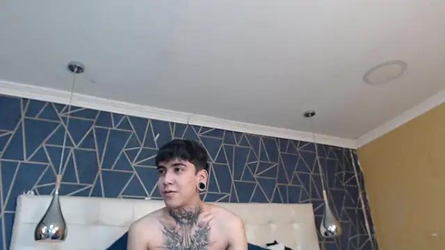 SantiOlsen online show from 10/27/25, 07:15