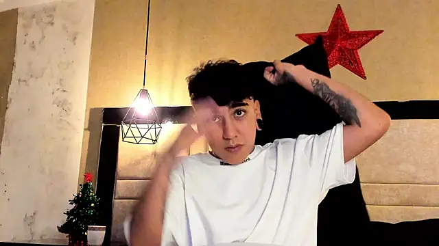 SantiOlsen online show from 11/29/25, 03:06