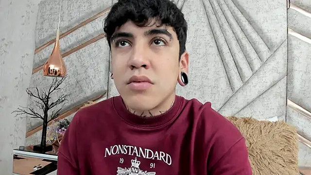 SantiOlsen online show from 11/18/25, 11:57