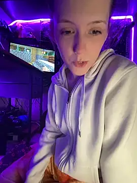 Thedeepwebcutie online show from 06/03/26, 06:36