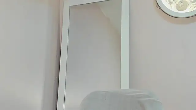 elissaWhite online show from 04/11/26, 04:20