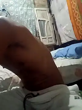 Snapshot of Estebanbigcock23 chatting on 10/30/25, 07:00 Estebanbigcock23 online show from 10/30/25, 07:00