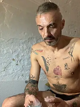 Italmanu85 online show from 03/11/26, 10:42