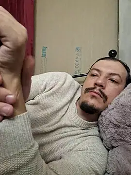 bbyxklaus online show from 10/26/25, 05:57