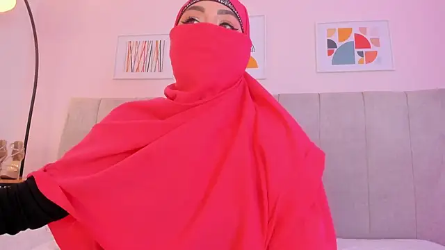 fatiima  online show from 03/16/26, 07:05