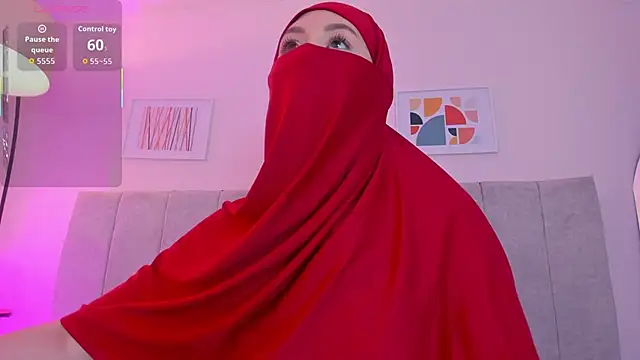 Snapshot of fatiima_ chatting on 11/20/25, 07:03 fatiima online show from 11/20/25, 07:03