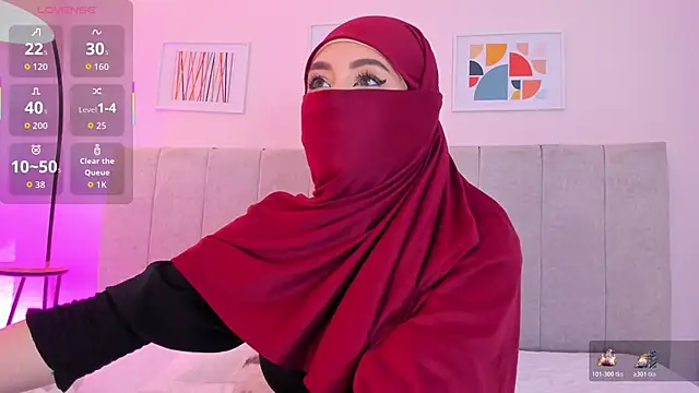 Snapshot of fatiima_ chatting on 11/14/25, 07:06 fatiima online show from 11/14/25, 07:06