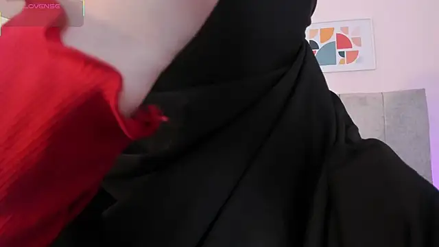 fatiima  online show from 04/14/26, 07:08