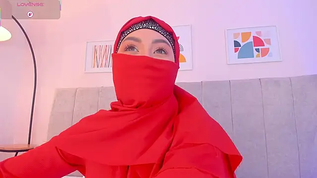 fatiima  online show from 04/07/26, 07:15