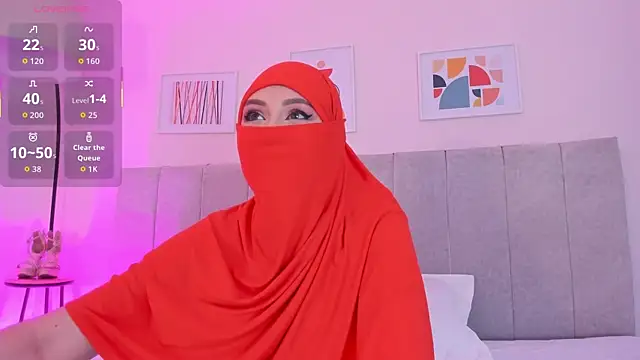 Snapshot of fatiima_ chatting on 11/24/25, 07:03 fatiima online show from 11/24/25, 07:03