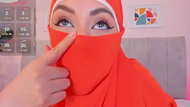 fatiima  online show from 02/17/26, 07:11