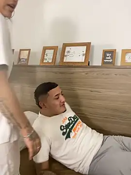 Demon foxes online show from 11/27/25, 07:58