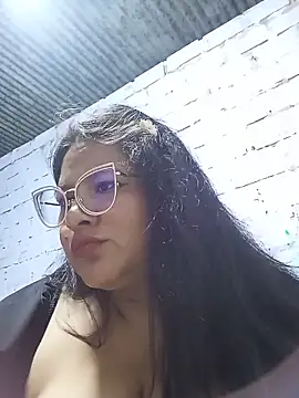 celeste122595 online show from 06/04/26, 04:39