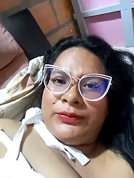 celeste122595 online show from 04/22/26, 02:57