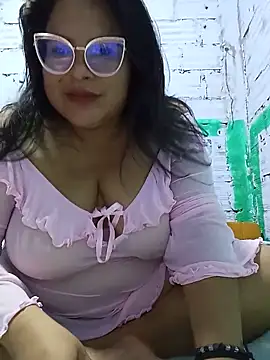 celeste122595 online show from 06/01/26, 05:40