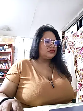 celeste122595 online show from 11/12/25, 03:21