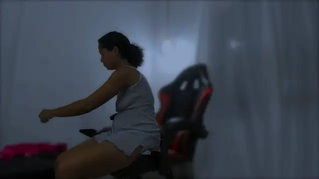 brownvelvet online show from 10/29/25, 06:51