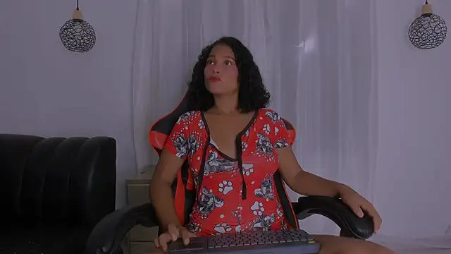 brownvelvet online show from 10/21/25, 07:02