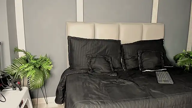 ArohomLester online show from 02/06/26, 01:29