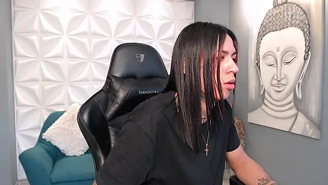 ArohomLester online show from 11/18/25, 12:08