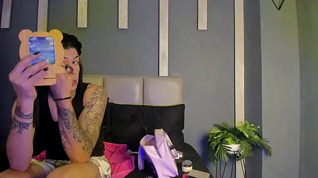 ArohomLester online show from 02/20/26, 01:13