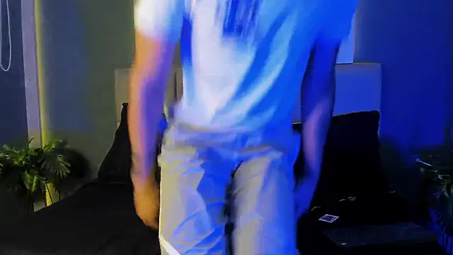 ArohomLester online show from 11/30/25, 11:11