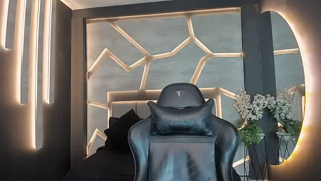 ArohomLester online show from 11/06/25, 11:03