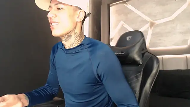 ArohomLester online show from 11/28/25, 10:59