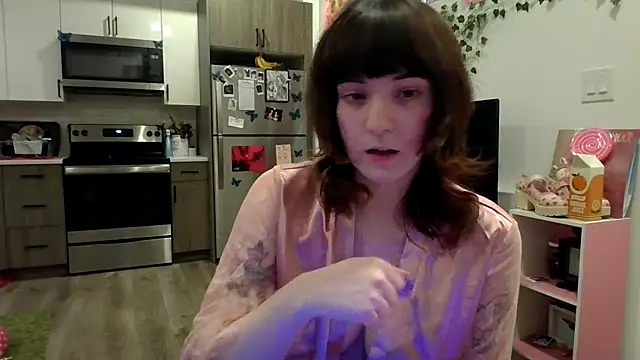 Trickylucy555 online show from 11/05/25, 09:34