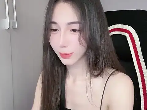 Snapshot of -Alicee- chatting on 11/06/25, 07:56 -Alicee- online show from 11/06/25, 07:56