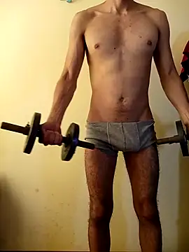 ItaloFitBoy25 online show from 11/12/25, 07:29